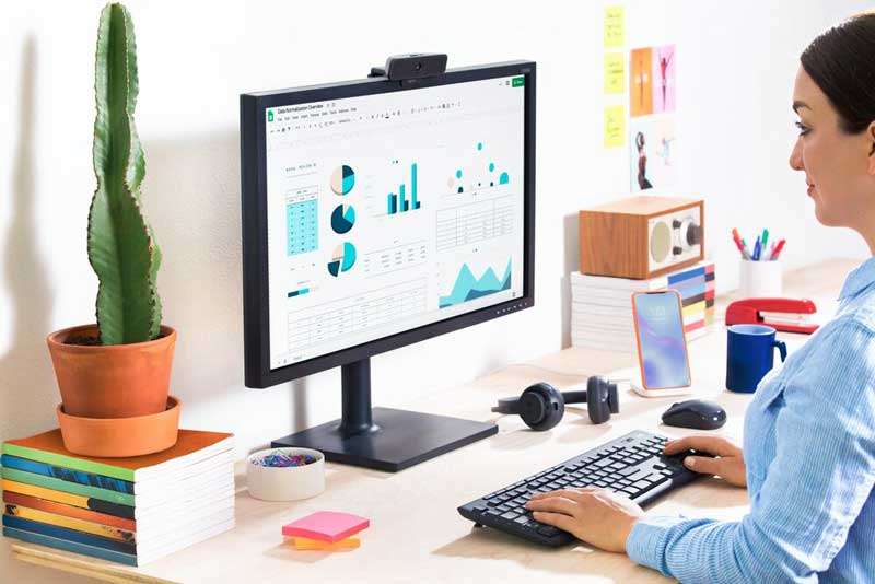 Logitech MK295 Silent Wireles, ideal para el home office, ya que es 90% libre de ruido