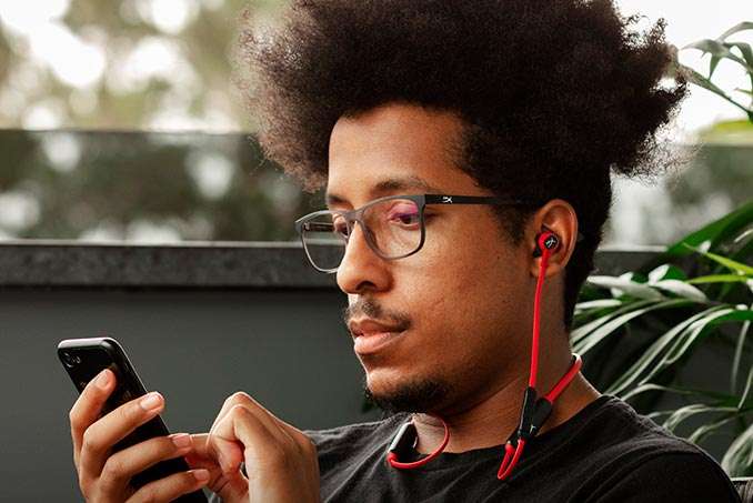 Auriculares HyperX Cloud Buds