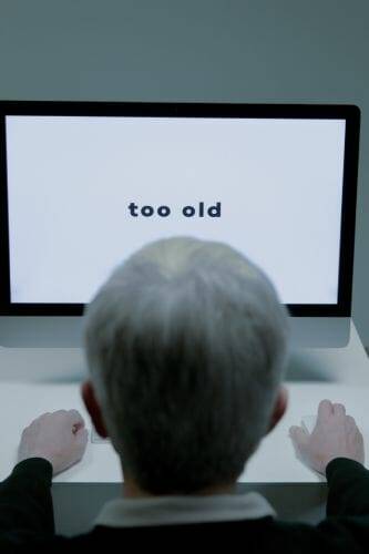 Discriminación por edad
