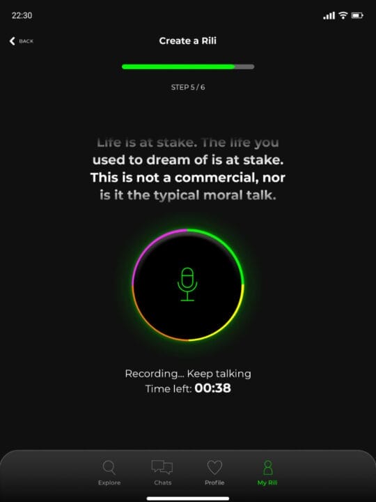 Entrenando a Rili mediante la voz