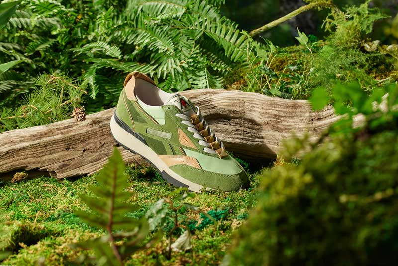 Reebook Hunters x Hunters modelo Club C 85