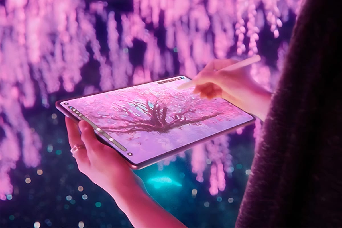 Ilustración de una mujer sostiene la Huawei MatePad Pro 12.2” y utiliza el M-Pencil para crear una pintura digital en la pantalla Tandem OLED con tecnología PaperMatte, mostrando un entorno creativo. Fuente: Huawei