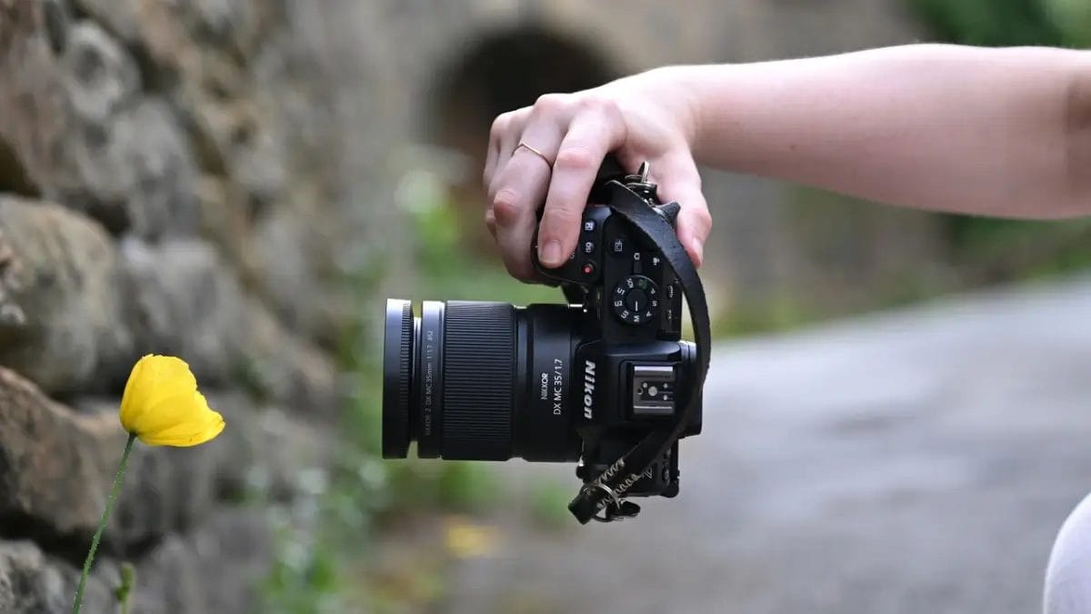 Lentes Nikon: APS-C/DX: el NIKKOR Z DX 16-50 mm f/2.8 VR c